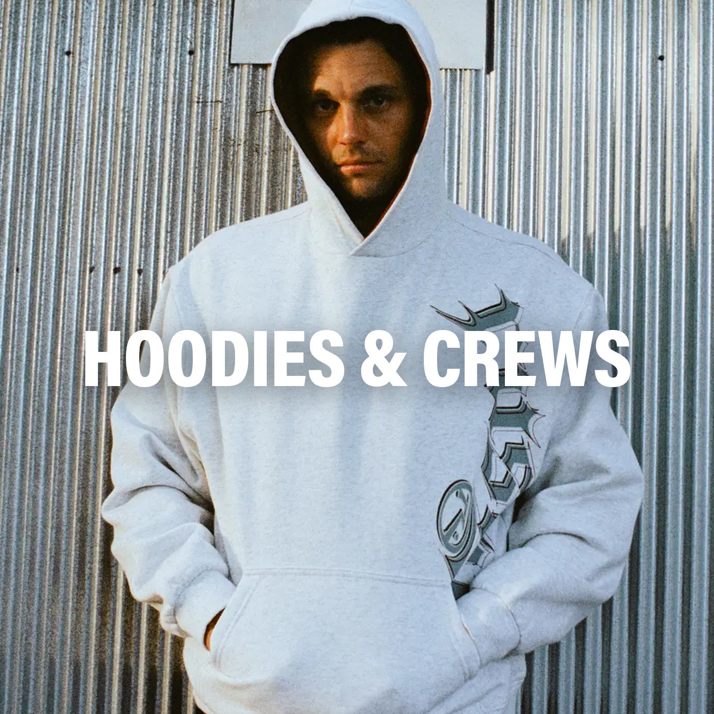 Hoodies & Sweatshirts 