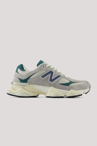 9060 Shoes