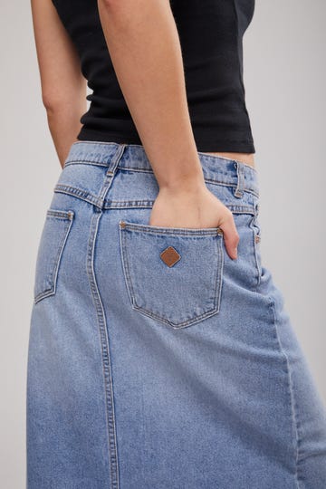 99 Low Maxi Skirt