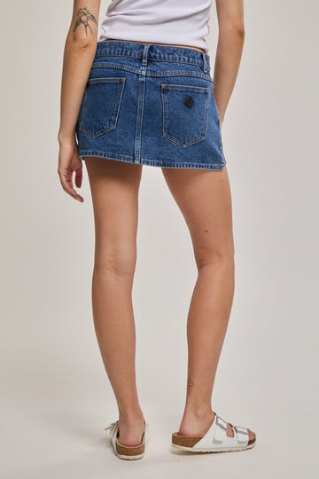 99 Low Mini Skirt