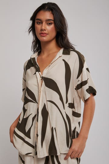 Acacia Resort Shirt