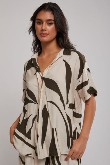 Acacia Resort Shirt