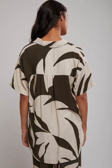 Acacia Resort Shirt