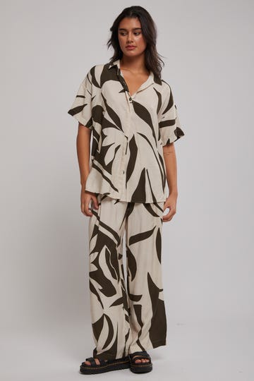 Acacia Resort Shirt