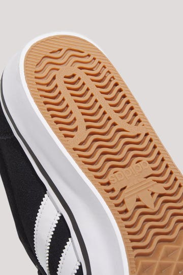 Adi Ease Shoes
