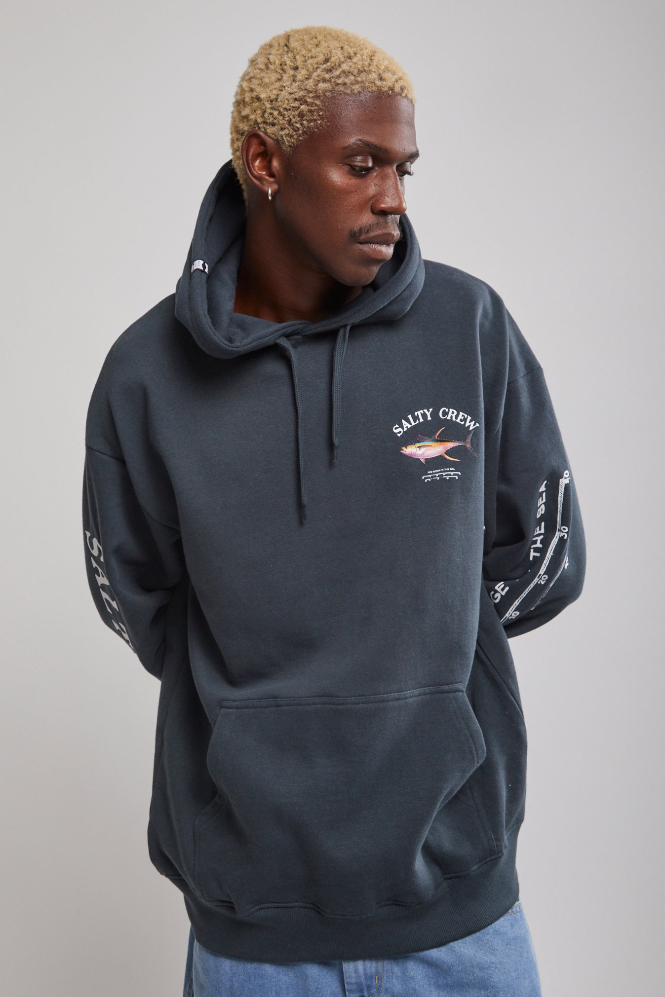 Salty crew sales black hoodie