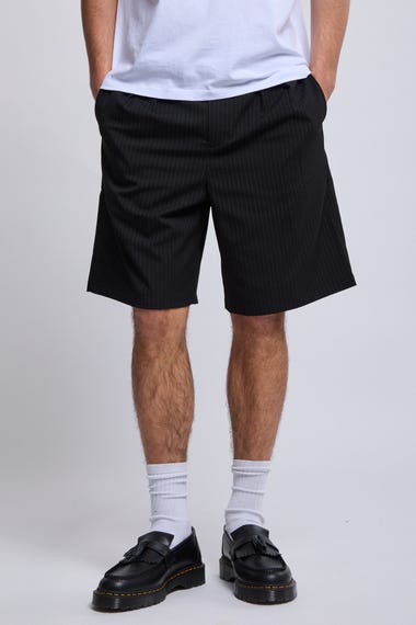 Amplify Pleated Shorts