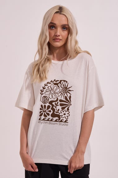 Bloom Studio Oversized T Shirt