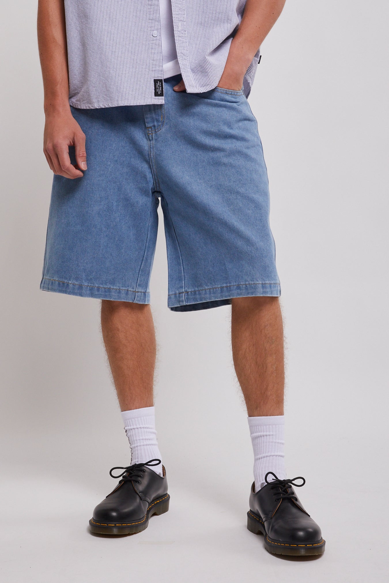 Mens jean on sale shorts nz