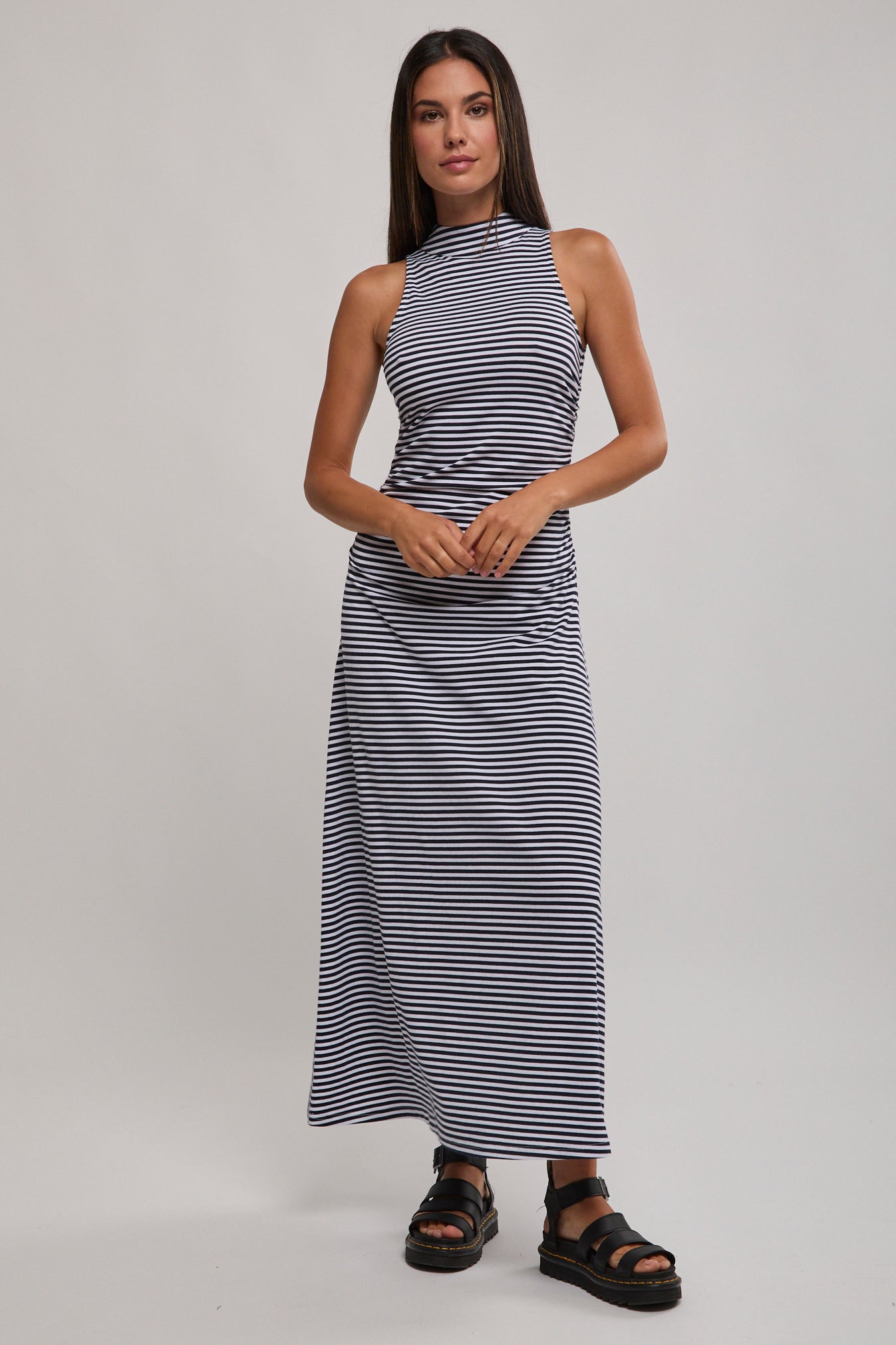 Elle Sleeveless Accordion Midi Dress