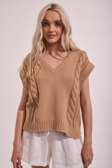 Finley Cable Knit Vest