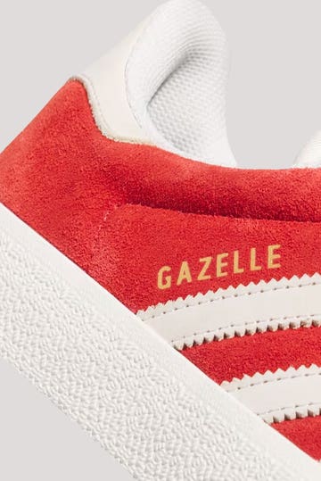 adidas gazelle silver green womens Adidas Gazelle Shoe in Ecru/Olive | FallenFront NZ
