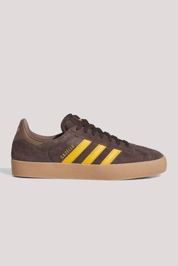 adidas gazelle silver green womens Buy Seeley XT Sneakers by adidas