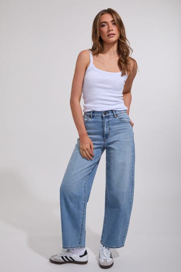 Gigi Barrel Jeans
