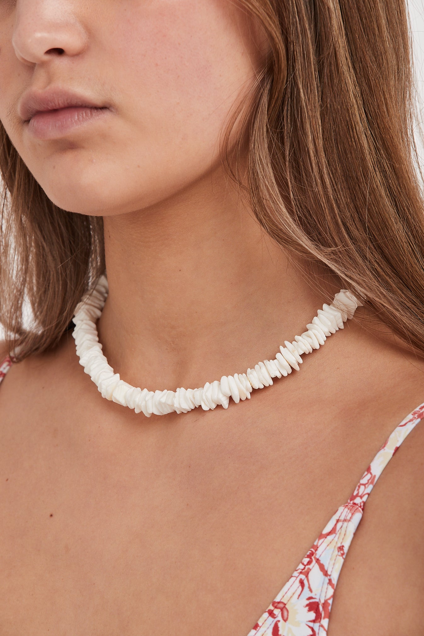 Dainty White Shell And Shell Slice Bracelet