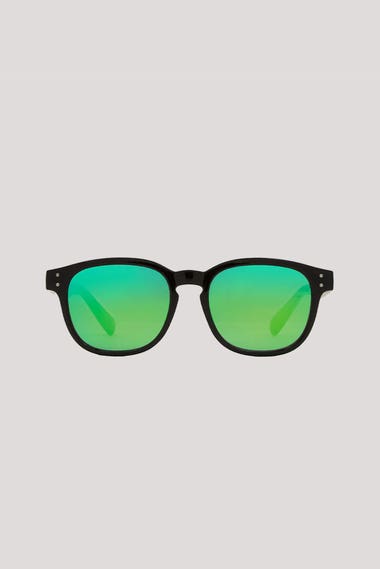 Margo Sunglasses | North Beach display picture 3