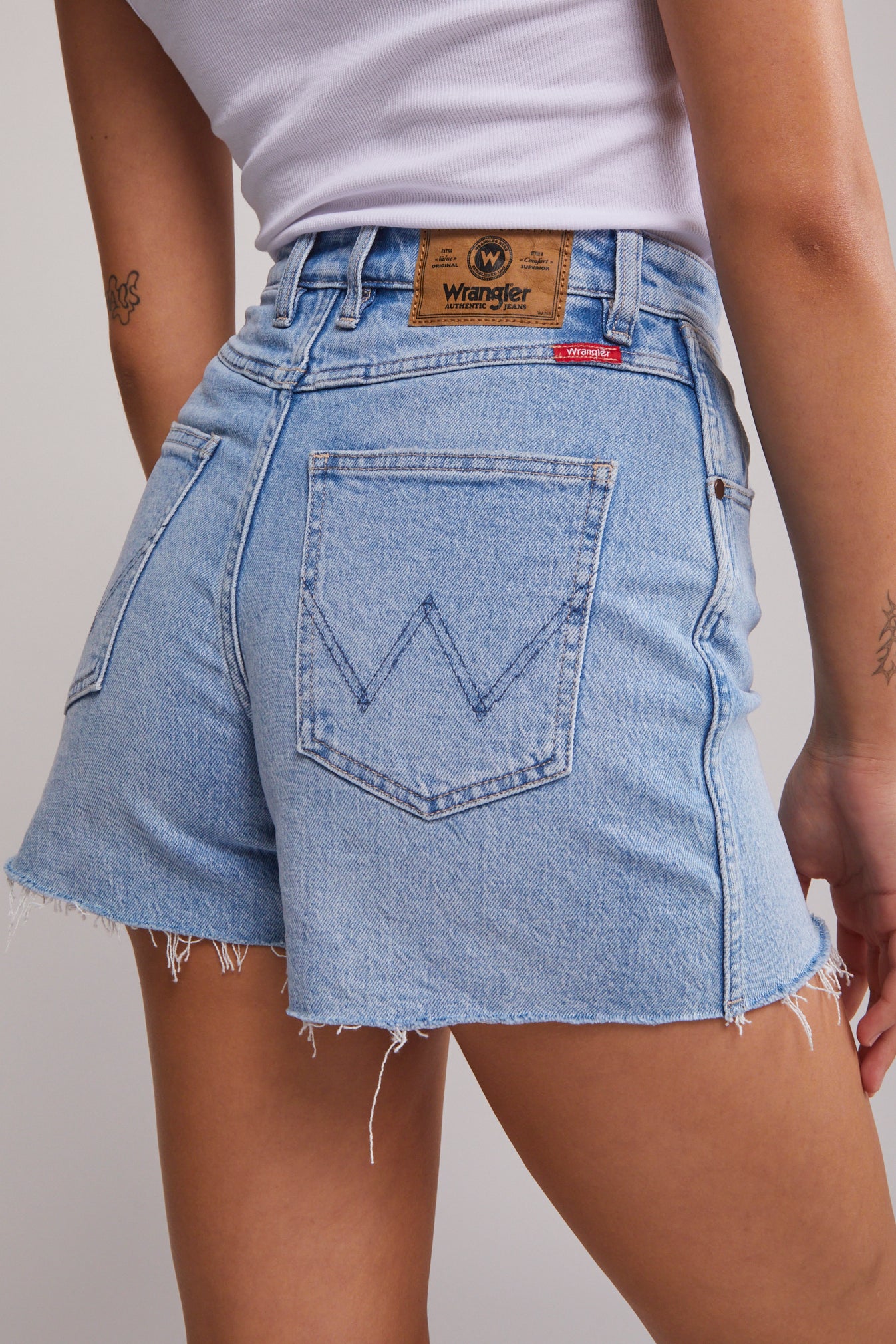 Wrangler hi bells best sale short