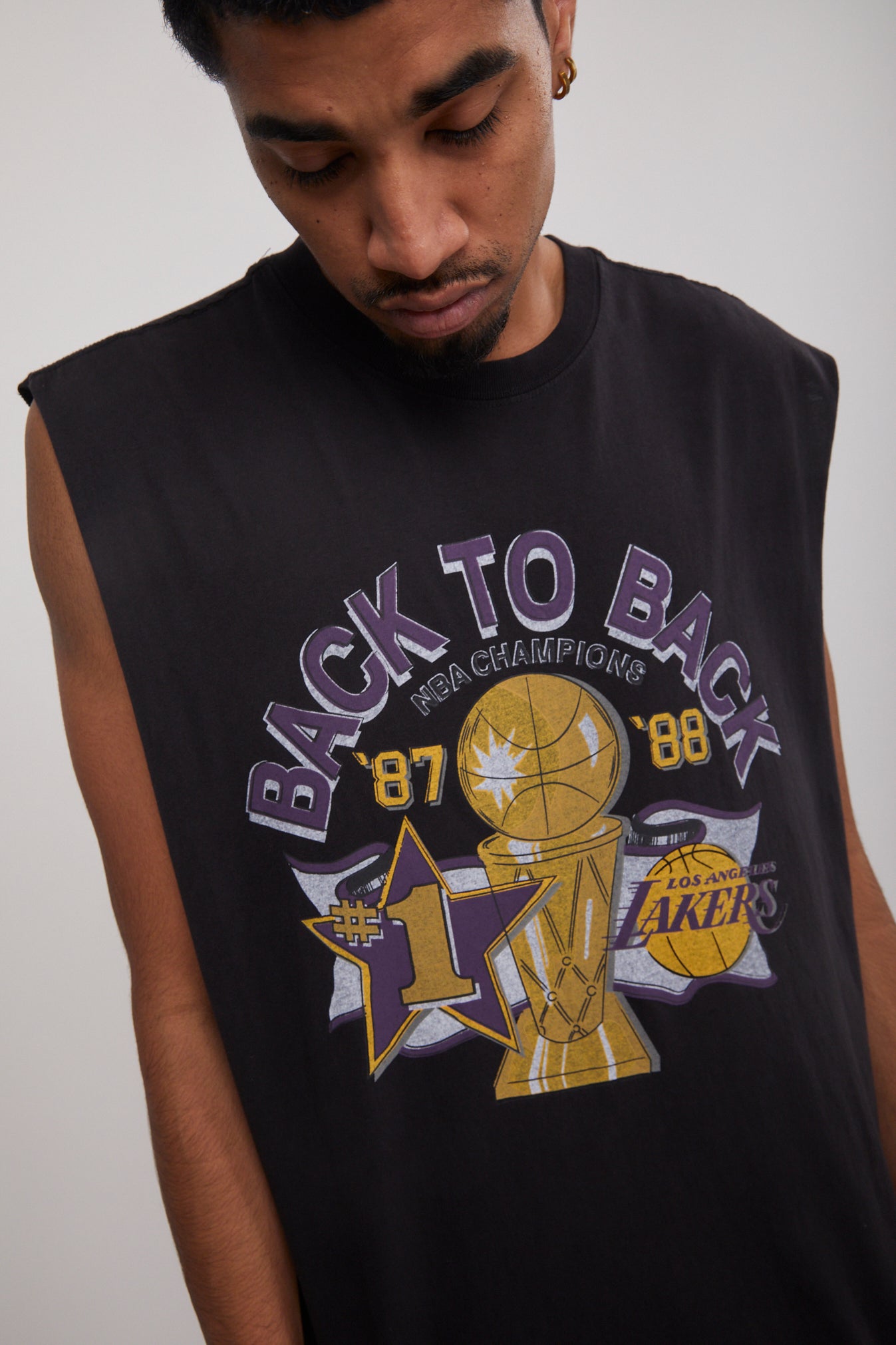 lakers muscle tee