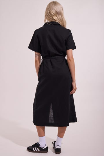 Lin-in Short Sleeve Daze Midi Dress