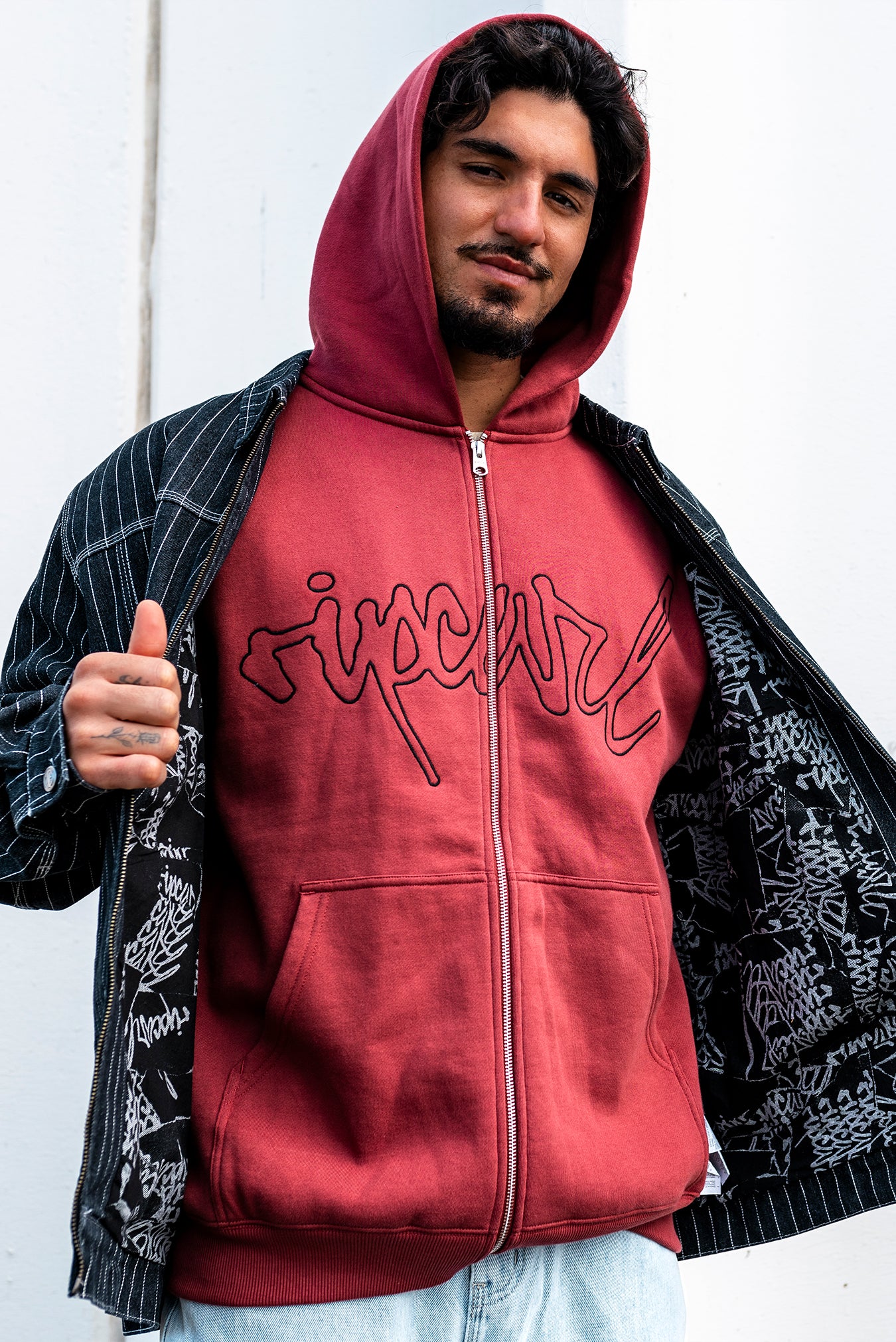 medina-script-zt-hood-apple-