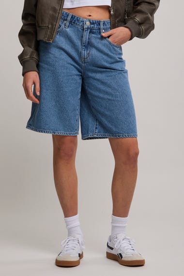 Mid Farrah Shorts
