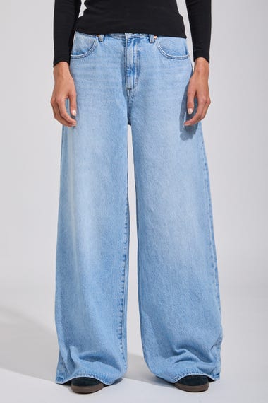 Mid Stevie Jeans