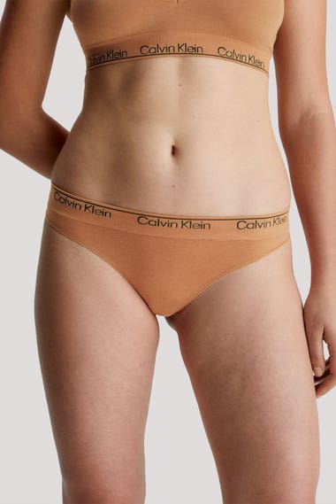 Modern Cotton Seamless Thong Underwear
