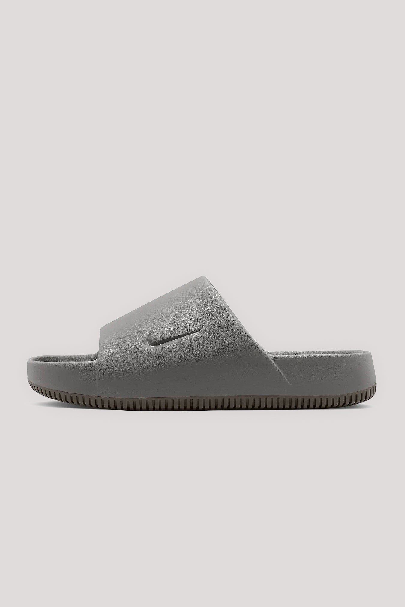 Nike Calm Slides