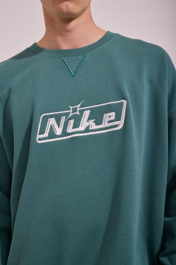Nike Club Oversized Crew Sweatshirt
