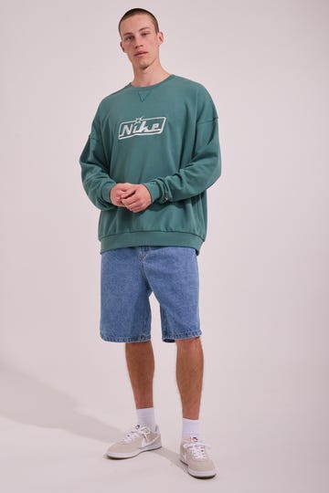 Nike Club Oversized Crew Sweatshirt