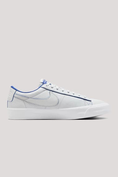 Sb Blazer Low Pro Gt Premium Shoes