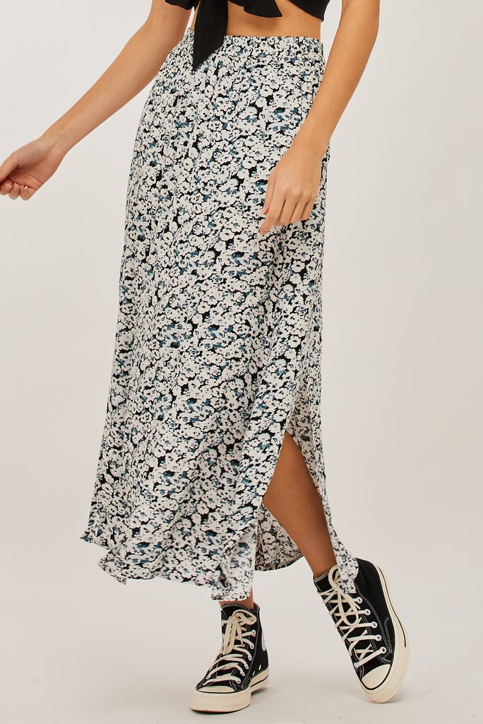 Women's Skirts Shop Women’s Fitted & Flowy Skirts Online NZ North Beach North Beach
