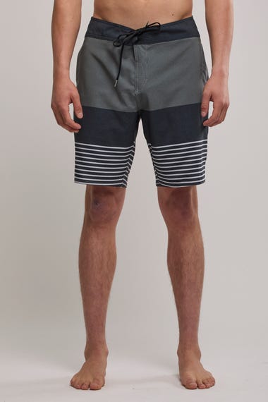 Quarta Static Mod 19" Boardshorts