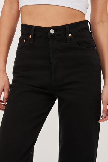 Ribcage Straight Ankle Jeans