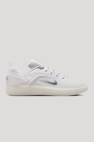 Sb Zoom Nyjah 4 Shoes