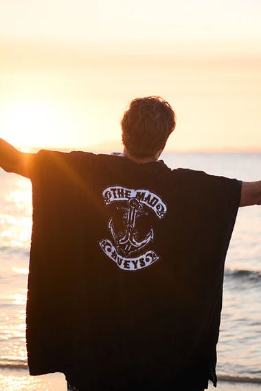Skull Anchor Hooded Towel