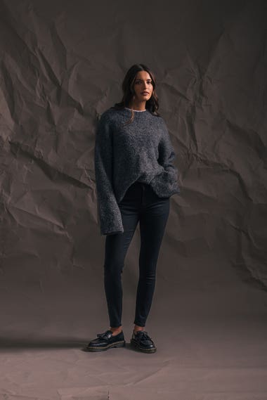 Slip Ankle Grazer Jeans