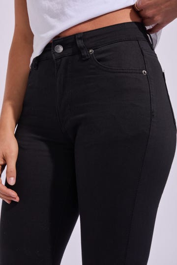 Slip Ankle Grazer Jeans