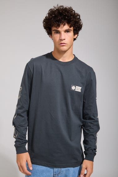 Tailgate Classic Long Sleeve T Shirt
