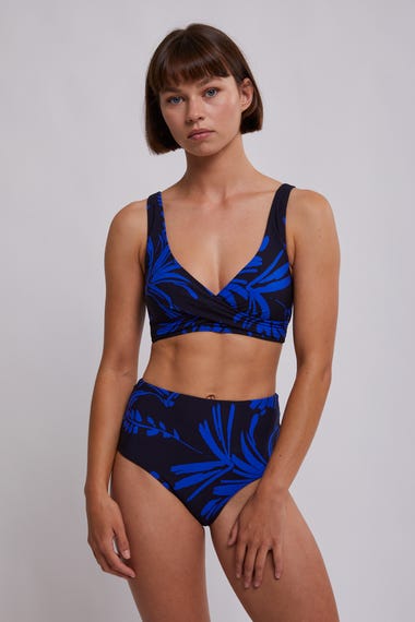 Tradewind Cross Front Multifit Bikini Top
