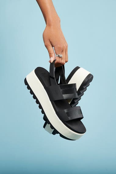 Water Vista Higher Sandals